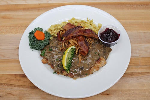 HUNTER-STYLE PORK CUTLET image HUNTER-STYLE PORK CUTLET image